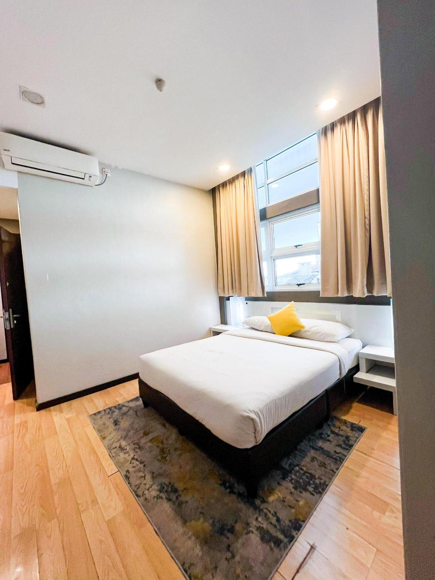 Lovita Hotel Kuantan Bagian luar foto